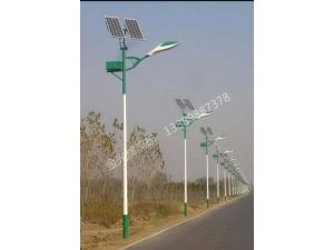 本溪6m太陽(yáng)能路燈 165套